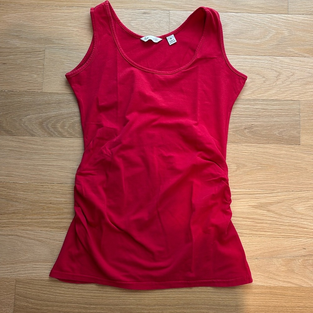 Ripe maternity M cherry red tank top